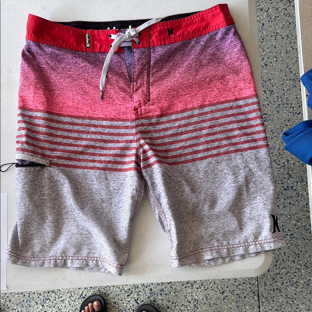 Hurley Red and Gray Board Shorts Quick-Dry Swimwear